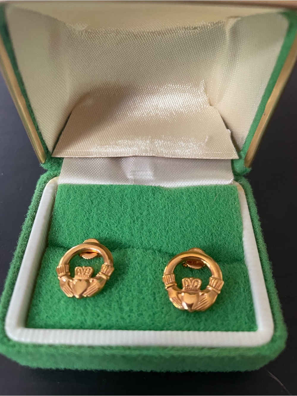 Gold Tone Ireland 🇮🇪 Claddagh Earrings - Women's Irish ☘️ Jewelry